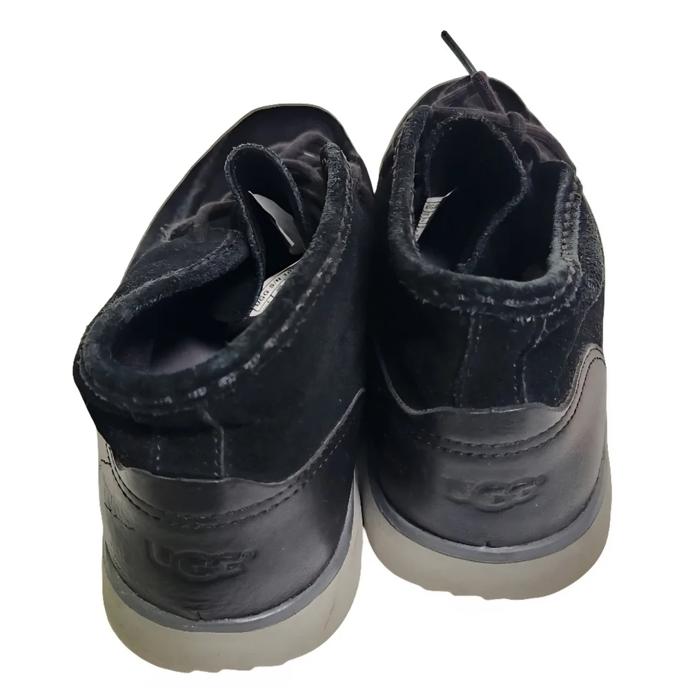 Ugg Hendrickson Chukka Boots Black Suede 1013862 Size 10